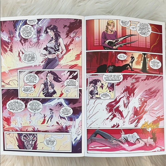 Hexed Omnibus By Michael Alan Nelson (16 issues) - Picture 4 of 4